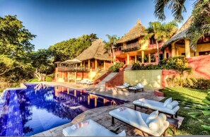 Villa, Smoking | 7 bedrooms