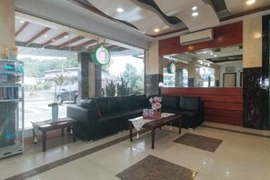 Unclassified image, 5 of 7, button - RedDoorz @ Nick Hotel Isabela (Alicia)