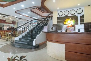 Unclassified image, 4 of 7, button - RedDoorz @ Nick Hotel Isabela (Alicia)