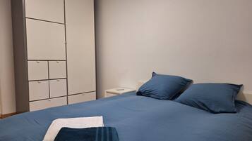 3 chambres, fer et planche Ă repasser, lit parapluie, Wi-Fi