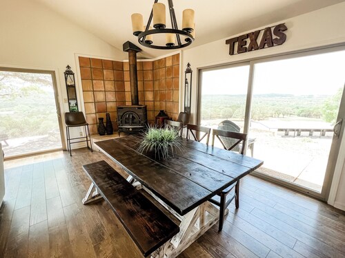 Hilltop Haven on 31 acres w/ Breathtaking Views, Horses, & Epic Fire Pit