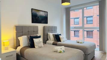 2 bedrooms, desk, iron/ironing board, free WiFi