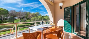 Salgados 1 Bedroom Apartment - 500m da Praia