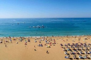 Room - Downtown Art Studio in Albufeira (Albufeira)