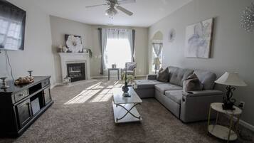 TV connectée, cheminée