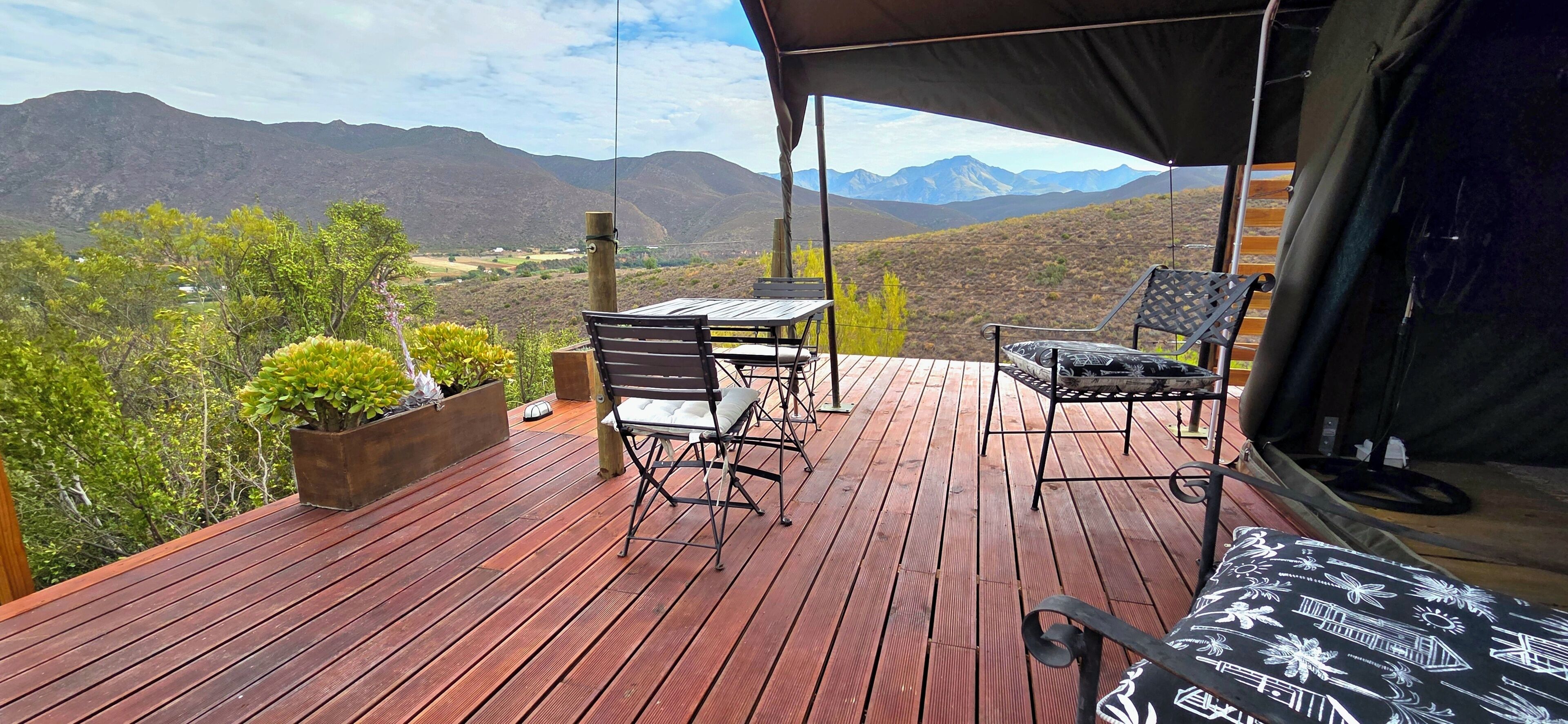 ラグジュアリー テント マウンテンビュー | テラス / パティオ
