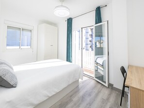 2 chambres, fer et planche Ă repasser, Wi-Fi gratuit, draps fournis