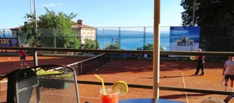 Cozy 1-bedroom apartment with WiFi, AC in charming Rijeka