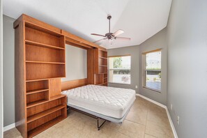 2 bedrooms, WiFi, bed sheets