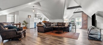 Bourbon Trail - Loft in Downtown Lexington