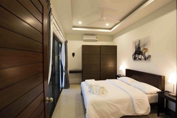 Room - West Facing Boutique Pool Villa Three Bedrooms Villa (Phuket)