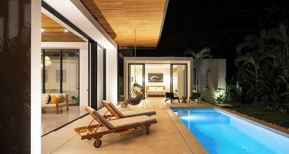 Naia Surf Villa West_Walk To The Beach / Private Pool