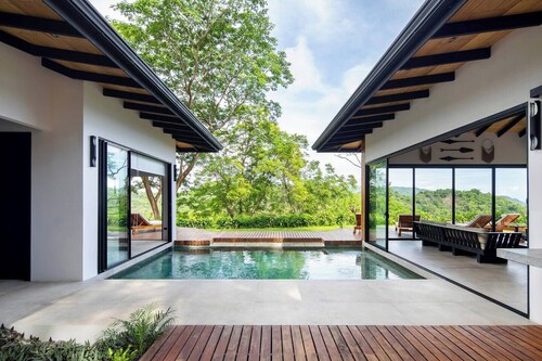 Villa Ayla - Santa Teresa. Minutes from the beach