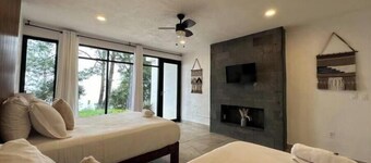 Casa Madera 1B -Doble habitación a la orilla de la Barranca los Jilgueros!