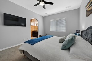 4 Schlafzimmer, Bügeleisen/Bügelbrett, WLAN, Bettwäsche