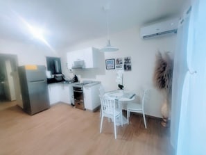 Dining - Charming 2-bedroom apartment with WiFi, AC in fabulous Punta Cana (Punta Cana)