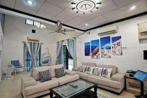 Interior - Yussy Homestay at Afamosa Villa (Alor Gajah)