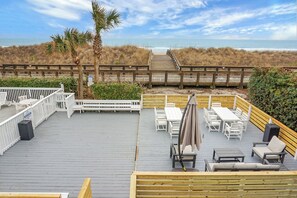 Terrace/patio - Boardwalk Inn (Carolina Beach)