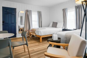 Comfort Studio Suite, 2 Queen Beds - Boardwalk Inn (Carolina Beach)
