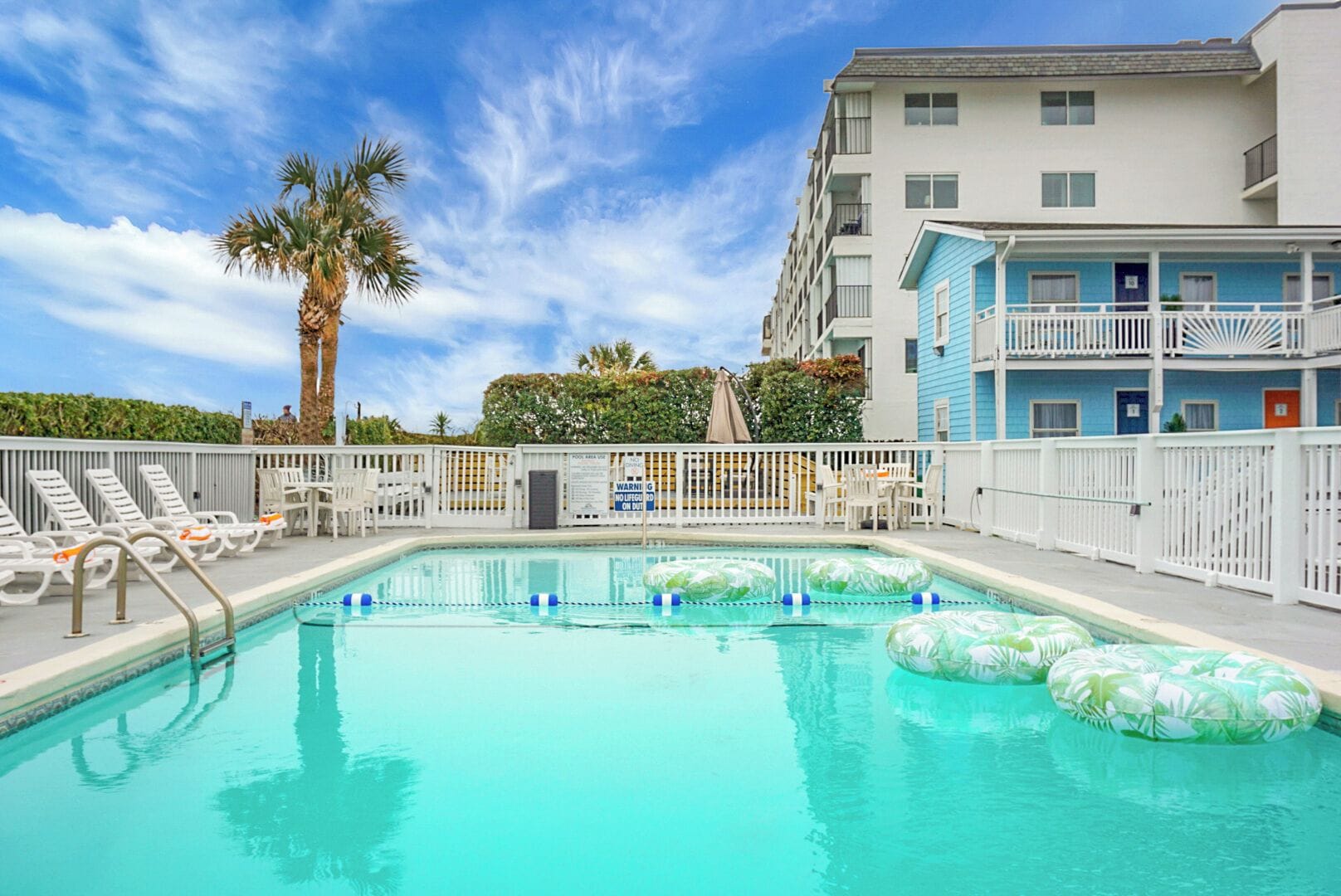 季節性室外泳池