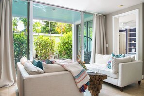 Interior - Zen Villa - A Luxurious 3-bedroom Sanctuary with WiFi & a Pool in Old Key West (Key West)