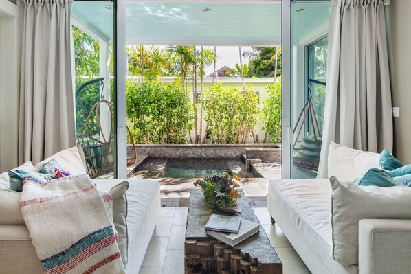 Interior - Zen Villa - A Luxurious 3-bedroom Sanctuary with WiFi & a Pool in Old Key West (Key West)