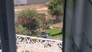 Standard Double Room, Pool View - La Luciérnaga de Chiclana (Chiclana de la Frontera)