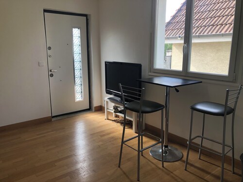 Charming studio 20 minutes from Gare Saint-Lazare