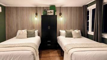 10 bedrooms, free WiFi, bed sheets