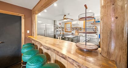 Charming Boutique Hotel | 9 Unique Rooms amidst 60 Serene Acres in Upstate NY