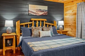 3 室のベッドルーム、アイロン / アイロン台、WiFi (無料)、ベッドシーツ