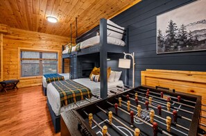3 habitaciones, tabla de planchar con plancha y wifi gratis 
