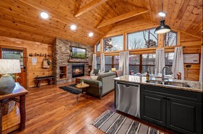 Smart TV, chimenea y videojuegos 