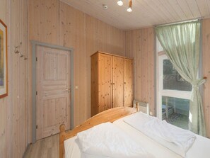 Ferienhaus | 2 Schlafzimmer, individuell eingerichtet