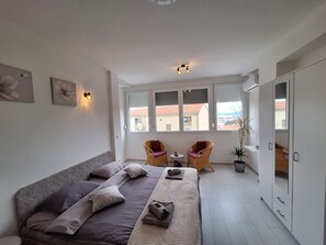 StrykjÀrn/strykbrÀda, internet och sÀngklÀder