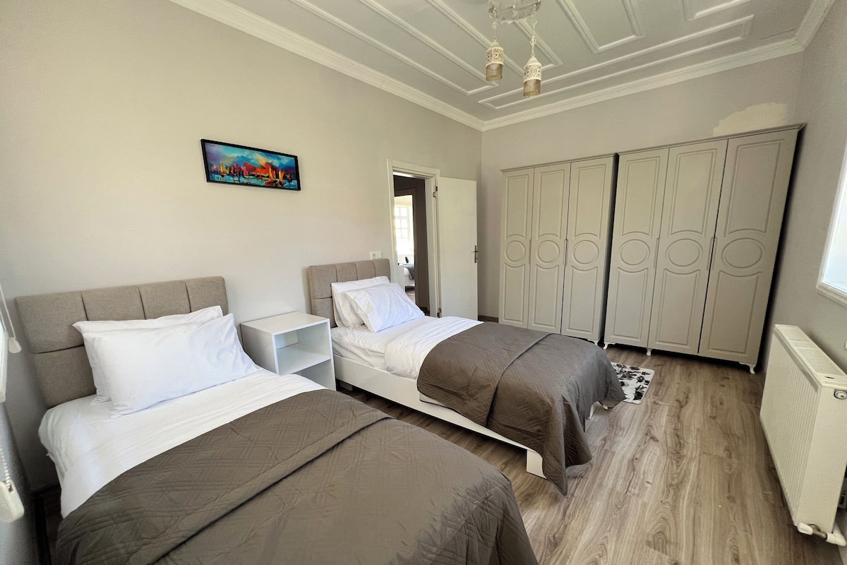 Premium bedding, free WiFi, bed sheets