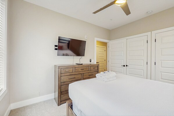 2 bedrooms, Internet, bed sheets