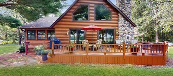 Waterfront Log Cabin Retreat with Private Boat Dock, Gas Grill, Fire pit & WIFI