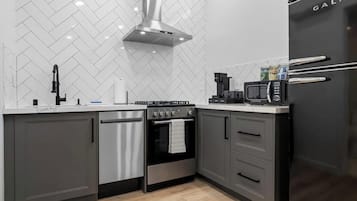 Microwave, oven, stovetop, dishwasher