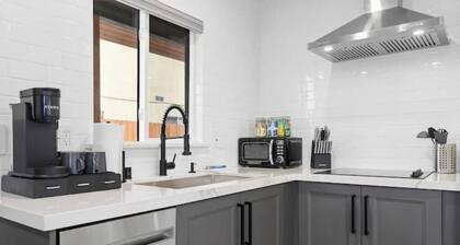 Spacious w/1BR 1bath - near DTLA East Los Angeles