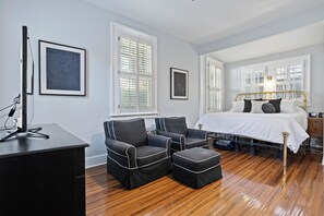 4 Schlafzimmer, Bügeleisen/Bügelbrett, WLAN, Bettwäsche