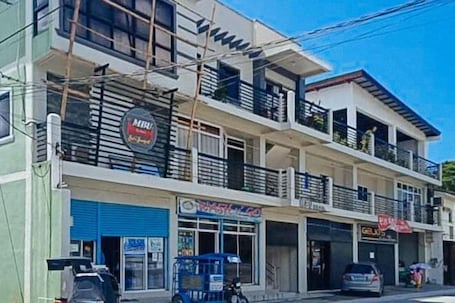 Exterior. MBU Suites Bed n Breakfast by RedPartner