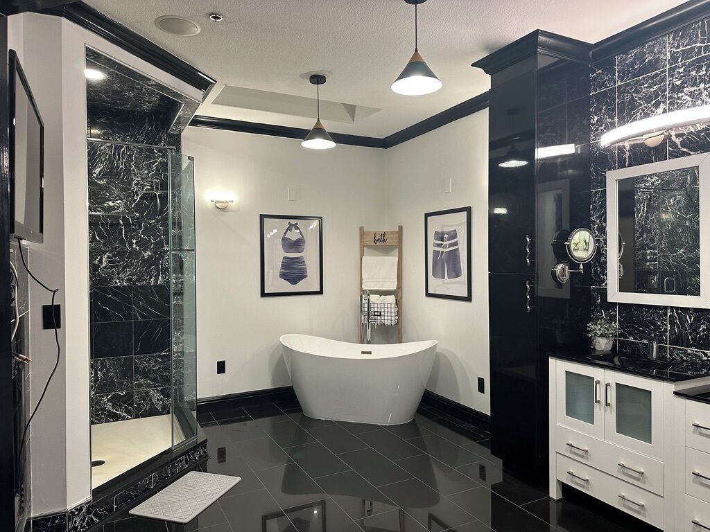 Jetted tub, hair dryer, towels, soap
