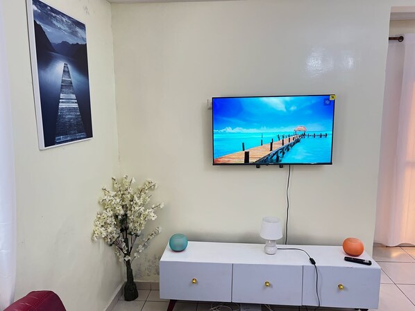 Interior - Charming apartment located in the heart of Yaoundé 30mn from airport nsimalen (Yaoundé)