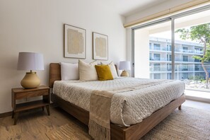 2 bedrooms, iron/ironing board, Internet, bed sheets