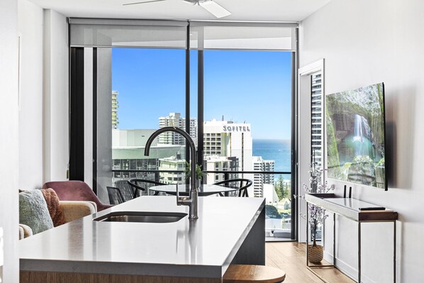 Interior - Cozy 2 Bedroom 1 Bathroom Unit (no parking)-Q Stay (STAR 12213 - 2N - NB) (Broadbeach)