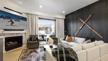 Townhome, Balcony, Mountain View | Living area | Smart TV