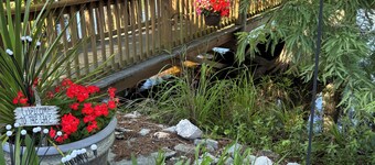 Private dock, swim, kayak, play games in the large, modern barn