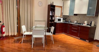 Within walking distance of the historic center, comfortable in a quiet area with parking