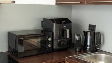 Vedenkeitin, syöttötuoli